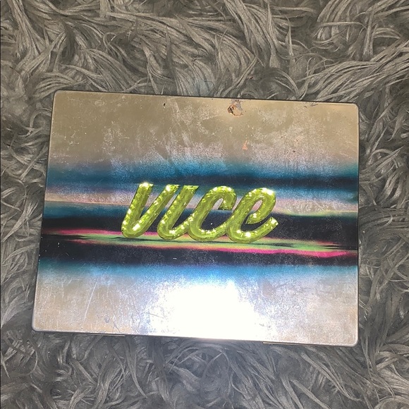 Urban Decay Other - Urban decay vice 3